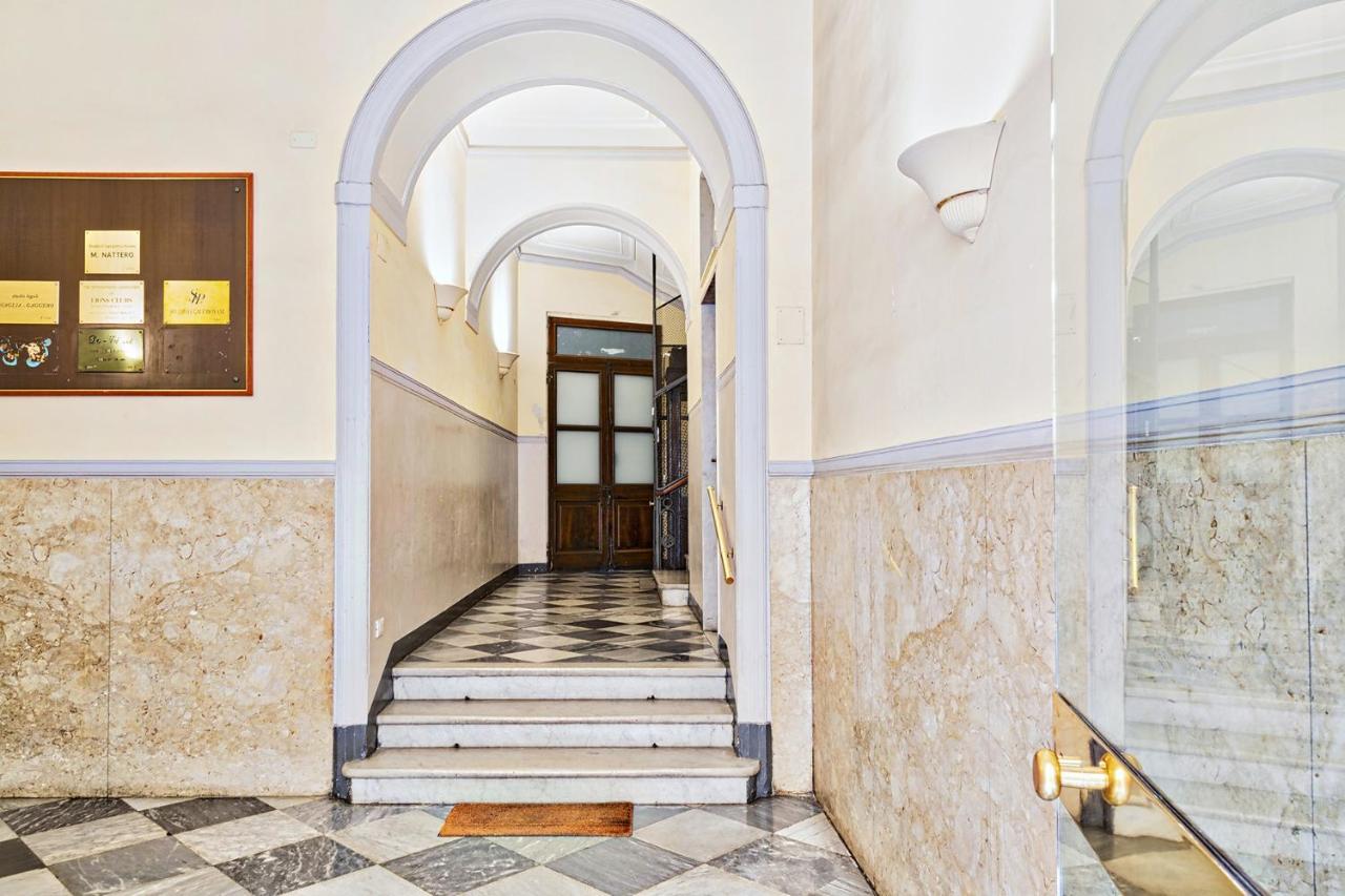 Via Roma Luxury Apartment By Wonderful Italy Генуа Екстериор снимка